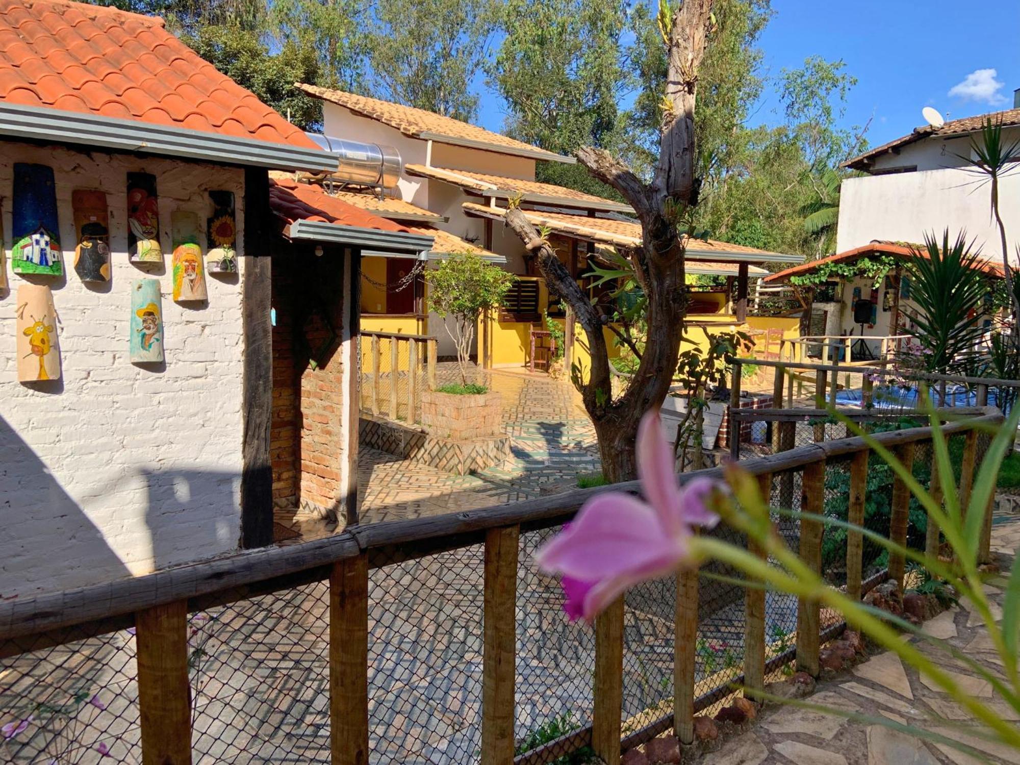 Pousada E Restaurante Casinha Velha Hotel Macacos  Exterior foto